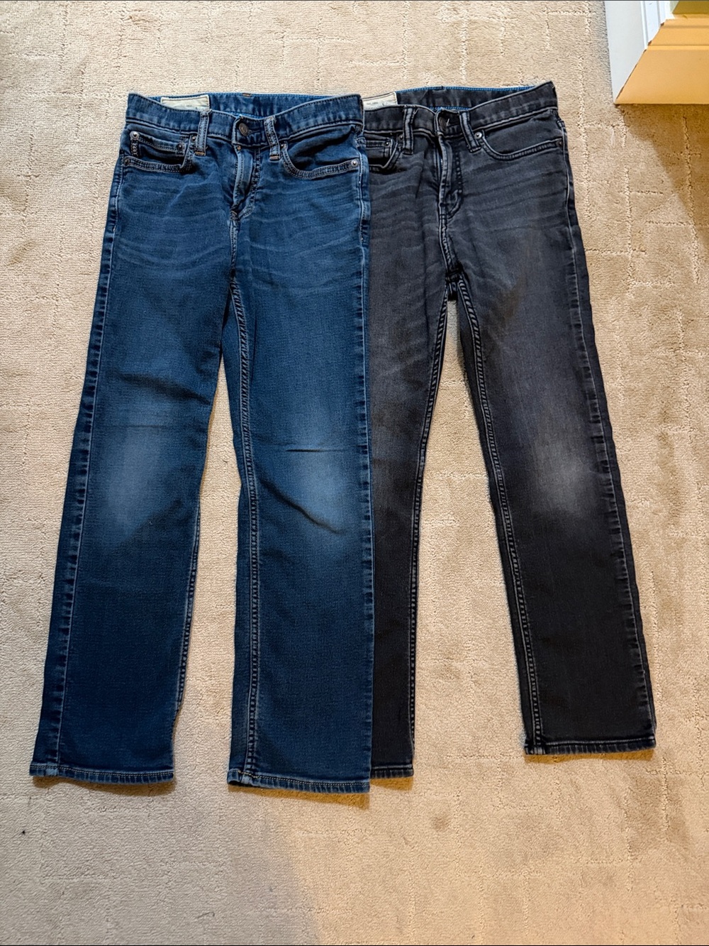 Abercrombie kids 2 pairs of jeans skinny